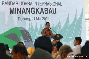 RESMIKAN KERETA API BANDARA INTERNASIONAL MINANGKABAU, PRESIDEN RI JOKO WIDODO DORONG MASYARAKAT GUNAKAN TRANSPORTASI MASSAL