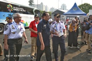 MENHUB PUAS DAN APRESIASI MASYARAKAT KARENA WAKTU TEMPUH ATLET ASIAN GAMES PENUHI TARGET