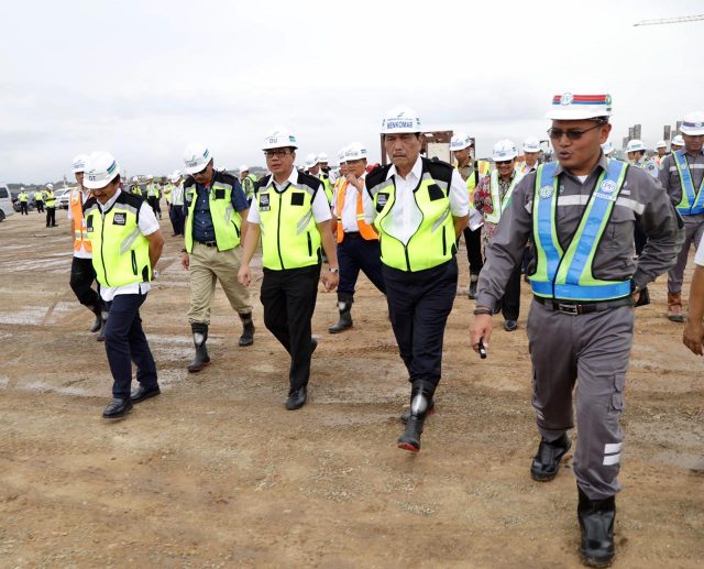 Menko Luhut: Bandara Kulonprogo mulai layani penerbangan April 2019