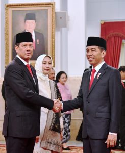 Presiden Joko Widodo Lantik Doni Monardo Jadi Kepala BNPB