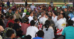 Presiden Jokowi Temui Pengungsi Banjir Sentani dan Tinjau Lokasi Bencana