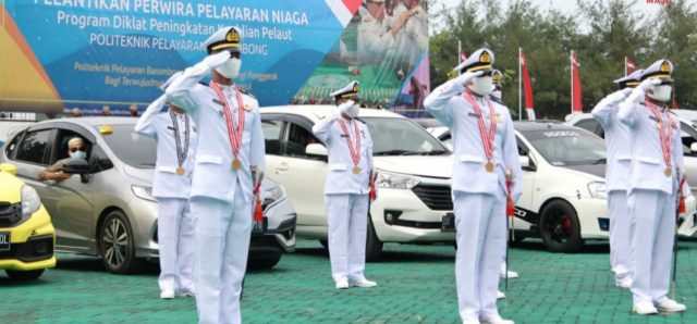 Wisuda Drive Thru Politeknik Pelayaran (Poltekpel) Barombong