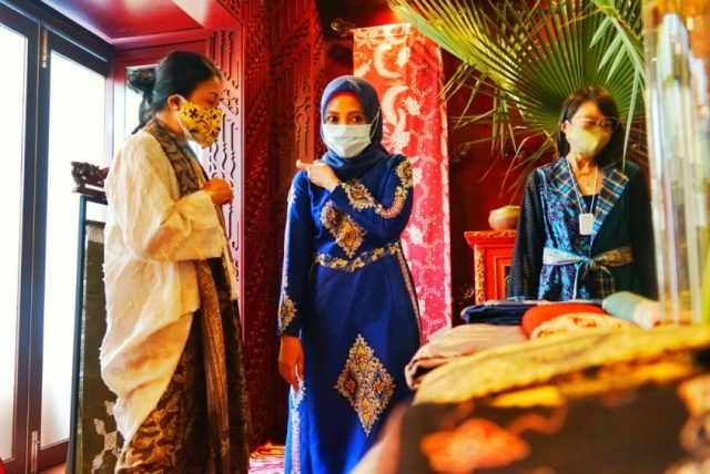 Dyah Erti Idawati perkenalkan Batik Aceh di Jakarta