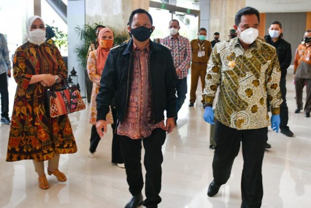 Besok, Mendagri Berbagi 5 Juta Masker di Kepulauan Riau