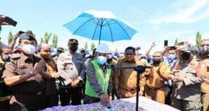 Gubernur Enembe Canangkan Pembangunan Lima Gedung Perkantoran