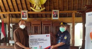 Maknai Iduladha, KAI Daop 5 Salurkan Bantuan Bina Lingkungan ke Pemkab Banyumas