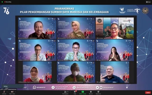 Menparekraf Dorong Percepatan Digitalisasi SDM Parekraf untuk Pulihkan Ekonomi