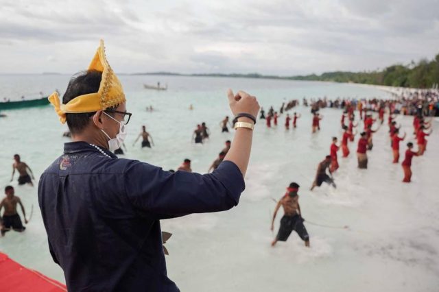 Unggulkan Pasir Putih Terhalus di ‘Dunia’, Desa Ngilngof Maluku Tenggara Didorong Makin Populer