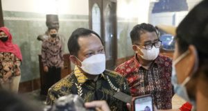 Pantau Penanganan Pandemi di Solo, Mendagri Sebut Perkembangan Penanganan Relatif Bagus