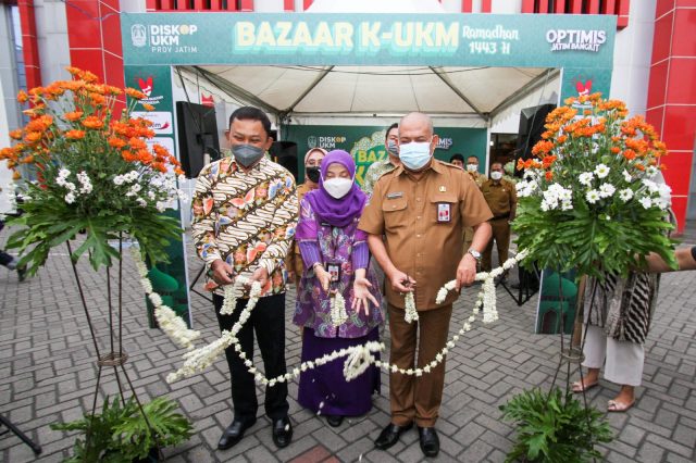 Jelang Lebaran, Diskop UKM Jatim Gelar Bazaar K-UKM