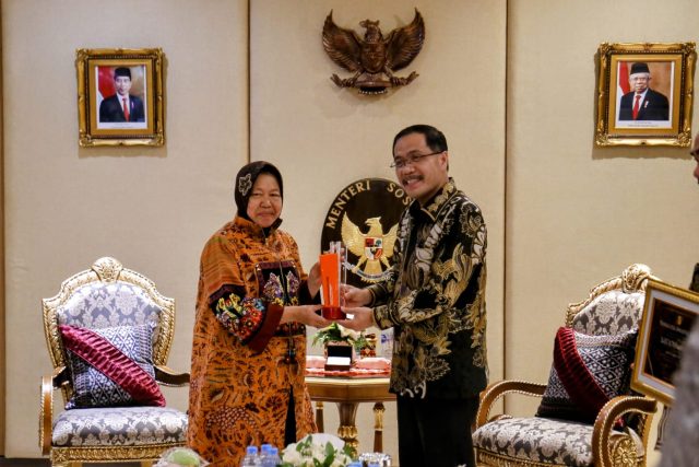 Mensos Risma Raih Nawacita Awards 2022 Bidang Kesejahteraan Sosial