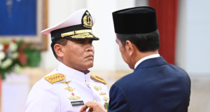 Presiden Jokowi Lantik Muhammad Ali sebagai KSAL di Istana Negara