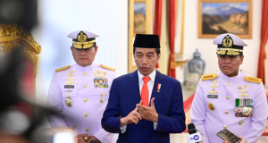 Lantik KSAL, Presiden Jokowi: Tingkatkan Kedaulatan Negara di Laut