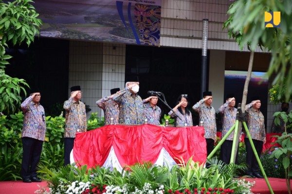 Upacara Hari Bakti PUPR ke-77, Menteri Basuki: Jaga Kepercayaan Publik dan Kredibilitas