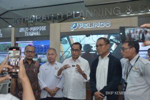 Tingkatkan Daya Saing Logistik, Menhub Dorong Digitalisasi Layanan Kepelabuhanan