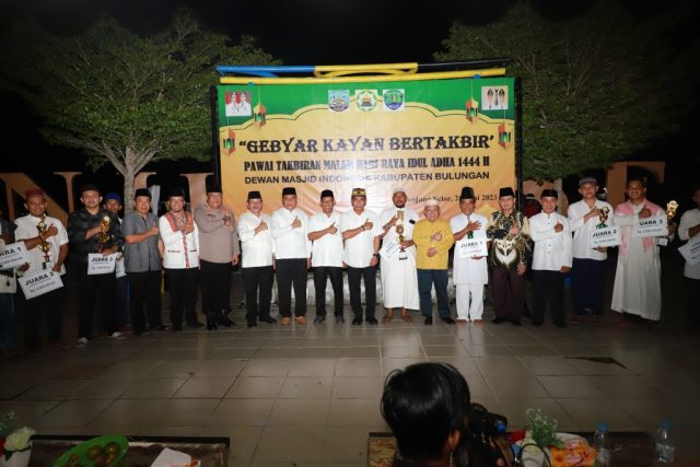 Gubernur Kaltara Lepas Pawai Gebyar Kayan Bertakbir