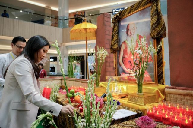 Wamenparekraf: Wisata Religi dan Wisata Budaya Promosikan Kebhinekaan Indonesia