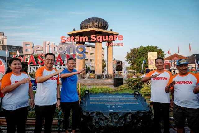 Menparekraf: Belitong Heritage City Walk Street Carnival Perkuat Potensi Wisata Sejarah di Belitung