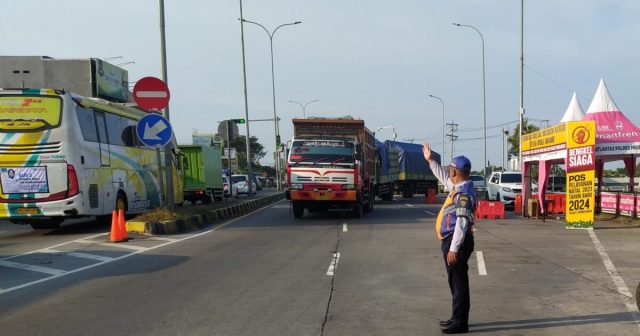 Selama Libur Nataru 2024, Operasional Angkutan Barang Dibatasi