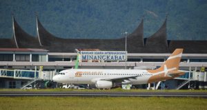 Bandara Internasional Minangkabau Padang Kembali Ditutup Sementara Akibat Erupsi Gunung Marapi