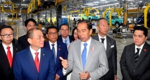 Presiden Jokowi Sambut Baik Rencana Investasi VinFast di Indonesia