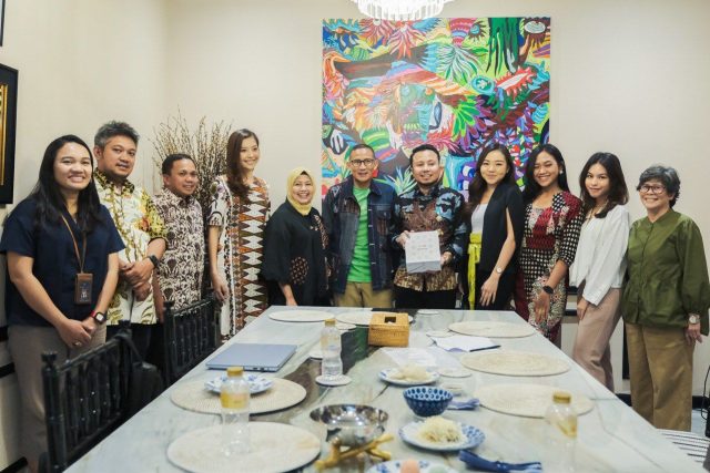 Menparekraf Lepas Kontingen Indonesia Peserta World Youth Festival 2024