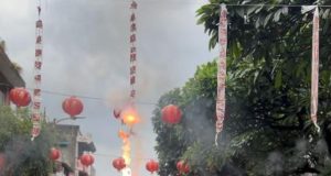 Ritual Imlek 2575 Digelar Di Kawasan Heritage Jalan Gajah Mada Wujud Keberagaman, Padukan Budaya Tionghoa dan Bali