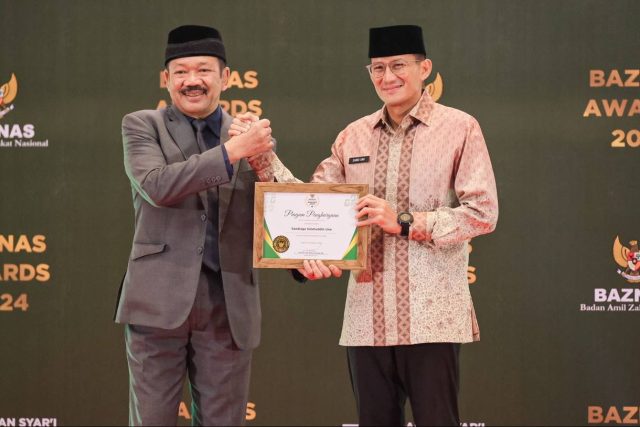 Menparekraf Terima Penghargaan ‘Baznas Award 2024’