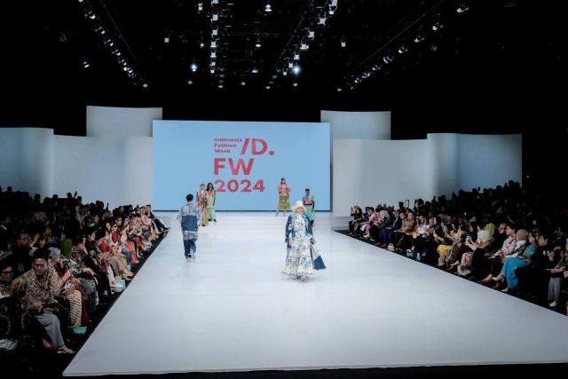 Menparekraf: Indonesia Fashion Week 2024 Perkuat Ekosistem Fesyen Tanah Air