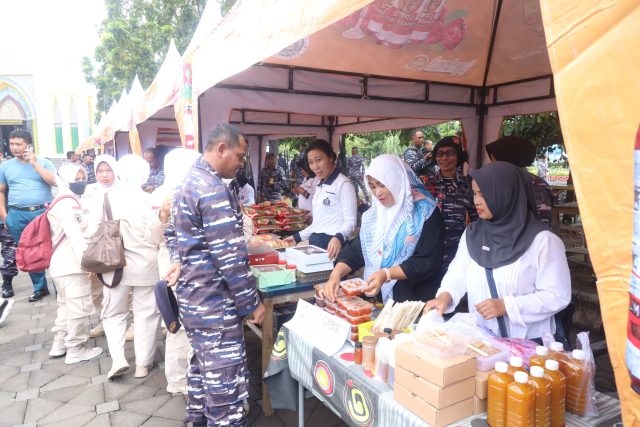 Bazar Murah Ramadan Koarmada II : Solusi Kreatif Hadapi Kenaikan Harga Jelang Idul Fitri 2024