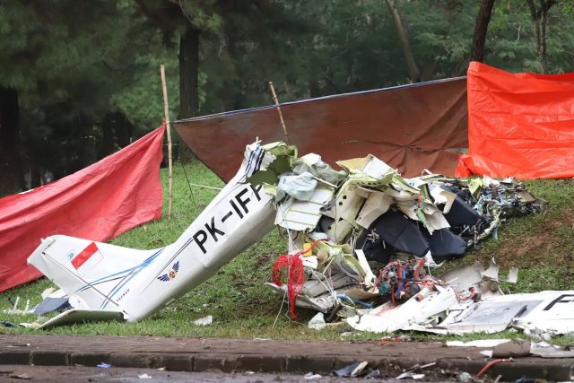 Kemenhub Ungkap Kronologi Jatuhnya Pesawat Latih PK-IFP di BSD Serpong yang Tewaskan Tiga Orang