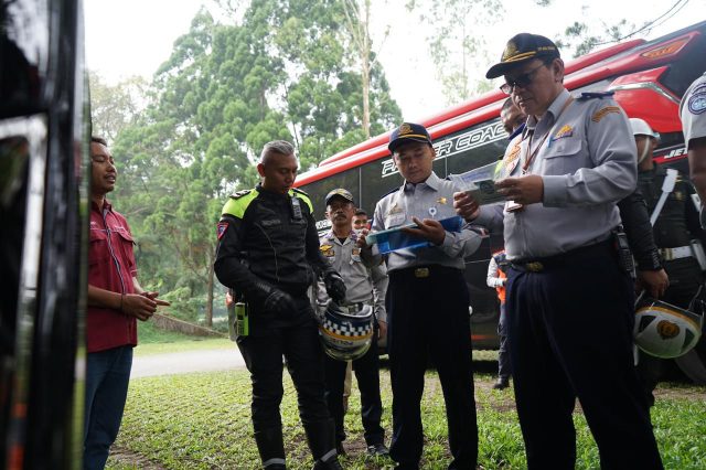 Kemenhub Periksa Bus Pariwisata, 69% Bus Kantongi Bukti Lulus Uji Laik Jalan