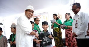 Wawali Arya Wibawa Buka Acara "Khitanan Massal" di Desa Dauh Puri Klod