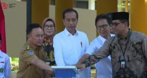 Presiden Jokowi Resmikan Bangunan Rehabilitasi dan Renovasi Sarpras Pendidikan di Kalteng