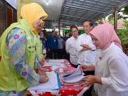 Presiden Jokowi dan Ibu Iriana Tinjau Gerakan Intervensi Serentak Pencegahan Stunting di Posyandu Bogor