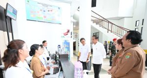 Presiden Jokowi Tinjau Kesiapan RSUD Tamiang Layang Terima Peralatan Medis Modern