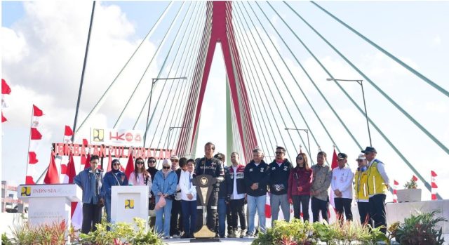 Resmikan Jembatan Pulau Balang, Presiden Jokowi: Dukung Konektivitas di Kaltim