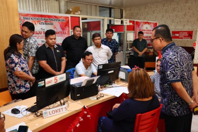 Sidak Kantor Layanan Dukcapil Manado, Sekretaris Ditjen Dukcapil Ingatkan Pentingnya Penguatan Security System