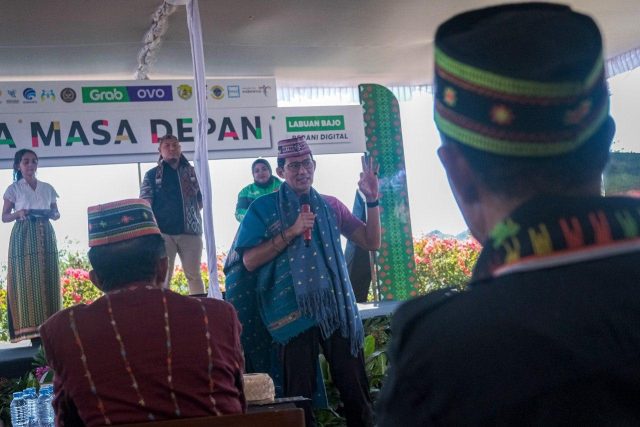 Menparekraf Perkuat Kolaborasi dengan Grab Hadirkan Pariwisata yang Aman di Labuan Bajo