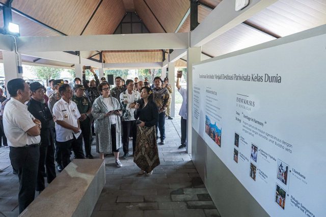 Menparekraf Tinjau Lokasi Pengembangan Atraksi Wisata di DPSP Candi Borobudur