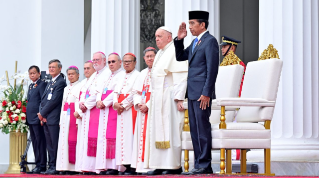 Presiden Jokowi Sambut Kunjungan Kenegaraan Sri Paus Fransiskus di Istana Merdeka