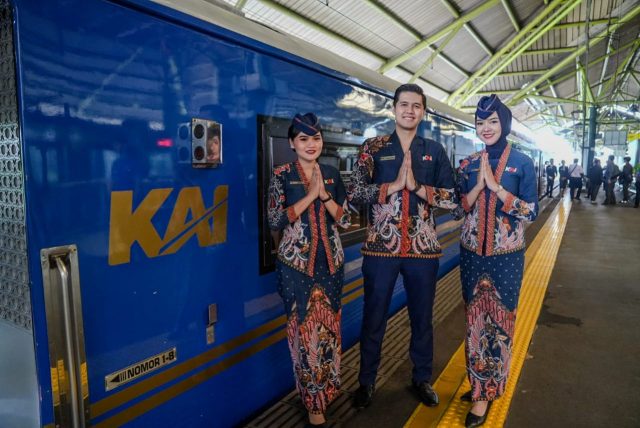 KAI Services Memberikan Pelayanan Untuk Para Delegasi ASEAN Railway CEOs’ di Kereta Compartment Suite Class