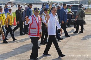 Pesawat Kepresidenan Berhasil Mendarat Perdana dengan Lancar di Bandara IKN