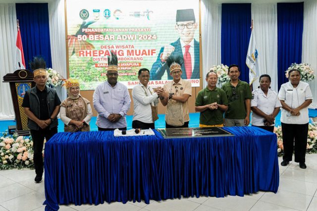 Menparekraf Resmikan Desa Wisata Rhepang Muaif Masuk 50 Besar ADWI 2024