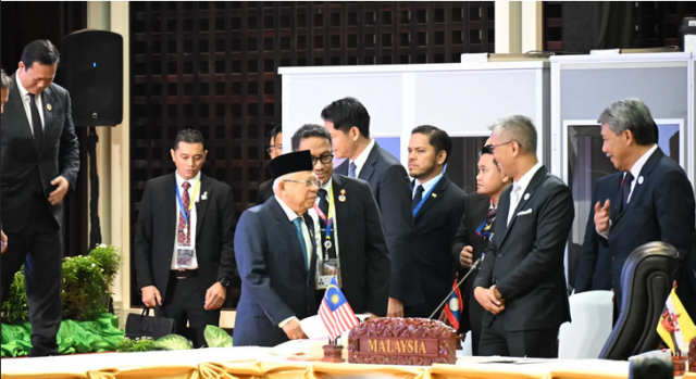 Hadiri KTT ke-27 ASEAN-Jepang, Wapres Tekankan Kolaborasi Pengembangan Ekonomi Hijau, Digitalisasi, dan Perdamaian Kawasan