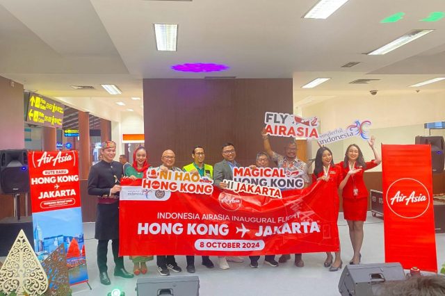 Menparekraf Apresiasi Pembukaan Rute Penerbangan Langsung AirAsia Hong Kong - Jakarta