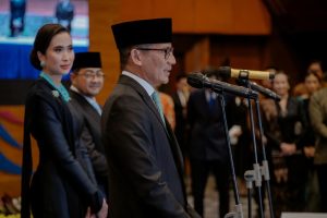 Serah Terima Jabatan Menteri Pariwisata dan Menteri Ekonomi Kreatif Digelar di Gedung Sapta Pesona