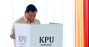 Presiden Prabowo Gunakan Hak Pilih di TPS 008 Desa Bojongkoneng