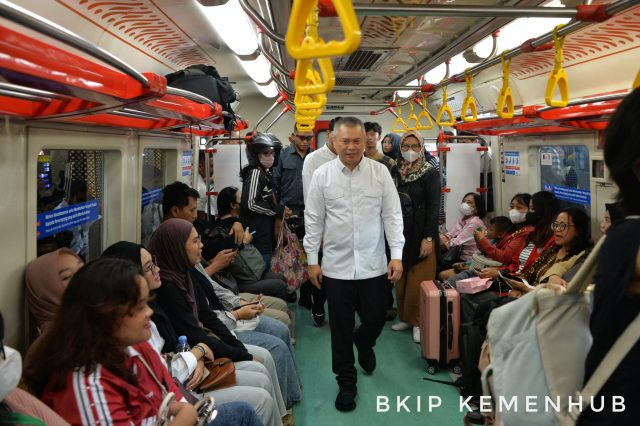 Menhub Dudy Pastikan Sejumlah Stasiun di Yogyakarta dan Solo Siap Hadapi Angkutan Nataru 2024/2025