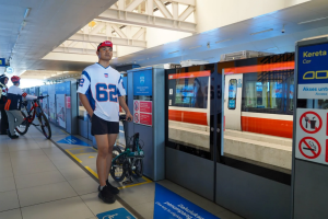 LRT Jabodebek Uji Coba Aturan Membawa Sepeda Standar pada Akhir Pekan